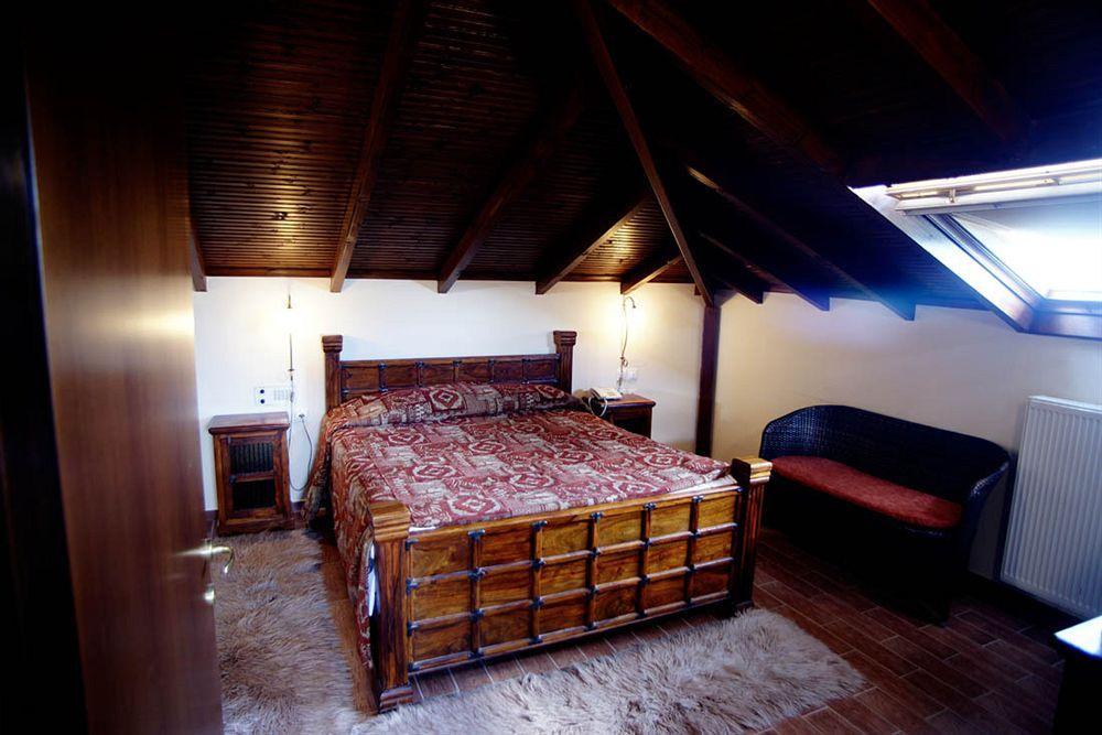Hotel Nostos Касторія Екстер'єр фото