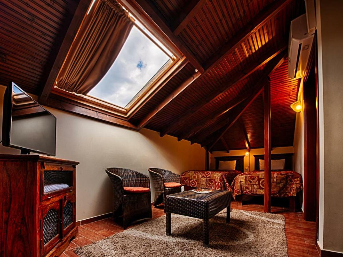Hotel Nostos Касторія Екстер'єр фото