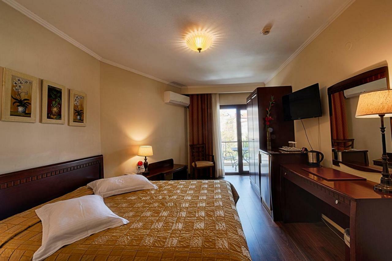 Hotel Nostos Касторія Екстер'єр фото