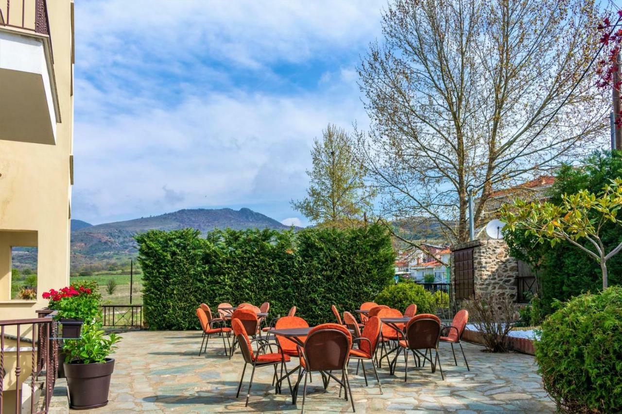 Hotel Nostos Касторія Екстер'єр фото